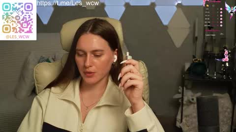 LeslieKorfs online show from November 17, 10:32 pm