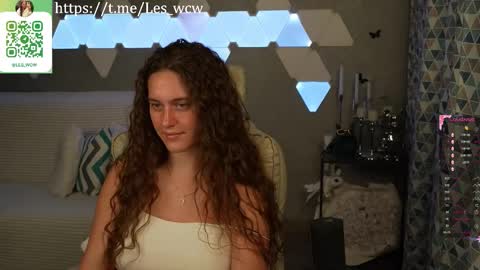 LeslieKorfs online show from October 6, 10:47 pm