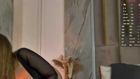 Leslie online show from October 8, 6:51 am