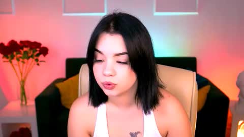 LeslieRowe online show from September 29, 5:18 pm