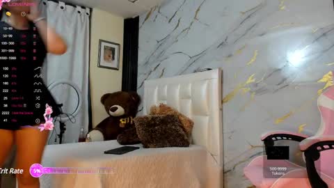 Snapshot of lesly_w chatting on February 24, 9:52 am I am here from Monday to Friday from 730 am to 130 pm Colombia time and saturday from 500 am to 1000 am .... Soon Blue page online show from February 24, 9:52 am