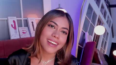 Lesly Bailey online show from September 11, 1:55 pm
