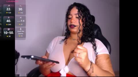 Snapshot of leslycarsson chatting on October 28, 2:39 am lesly online show from October 28, 2:39 am