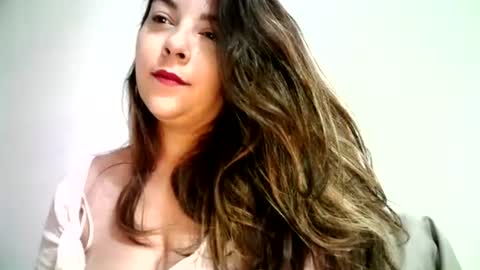 Lesly moon online show from August 6, 2:57 pm