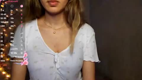 Emily online show from August 8, 12:13 pm