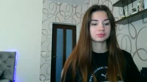 Emily online show from November 6, 10:54 am