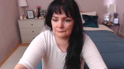 Mary online show from January 15, 1:52 pm