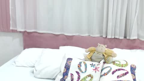 Gabrielle online show from February 3, 11:09 am