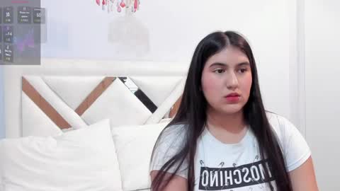 Gabrielle online show from April 1, 1:41 pm