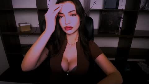Alexia online show from December 10, 2:50 pm