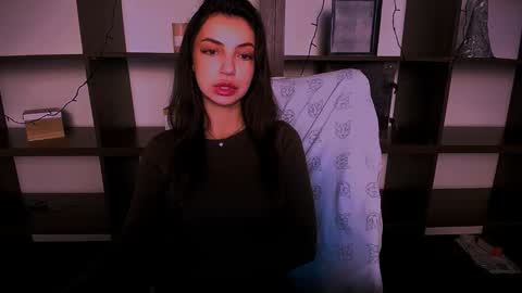 Alexia online show from December 20, 1:11 pm