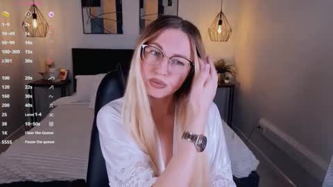 Snapshot of lexi_terele chatting on September 18, 7:29 am Lexy - Follow me online show from September 18, 7:29 am