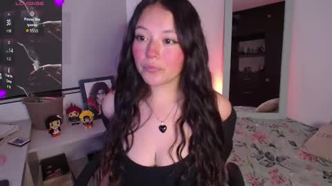 Snapshot of lexie_babe chatting on October 27, 10:26 pm Lexie Thompson 8pm 0000am -5 online show from October 27, 10:26 pm