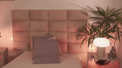 Lexie  online show from February 20, 12:07 pm