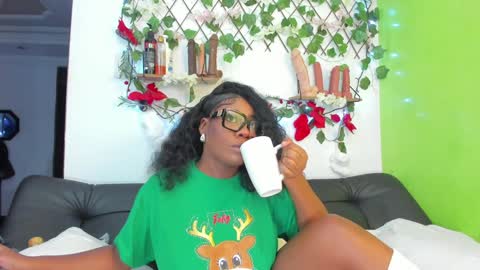 Lexieegrey online show from December 26, 11:57 pm