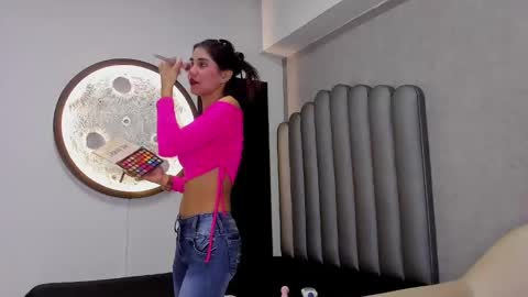 lexiegreys online show from September 11, 3:18 am