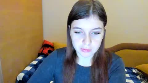 Elisabeth online show from December 2, 8:05 am