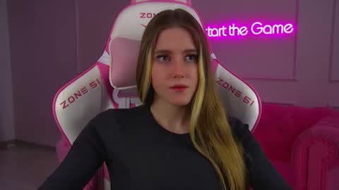 Lexi online show from November 28, 6:16 am