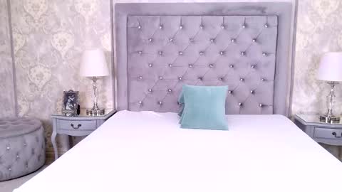 Lexi Riley online show from September 20, 5:17 am