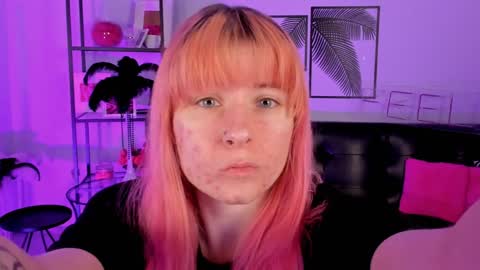 Snapshot of lexiwenford chatting on January 30, 3:11 am Lexi Wenford NO NUDE GODDESS online show from January 30, 3:11 am