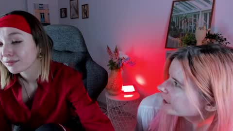 Snapshot of lexiwenford chatting on January 17, 8:56 am Lexi Wenford NO NUDE GODDESS online show from January 17, 8:56 am