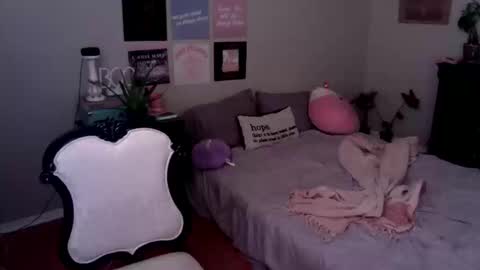 lexwyoex online show from October 9, 11:42 pm