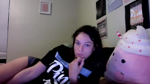 lexwyoex online show from September 22, 10:57 am