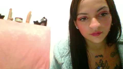 Snapshot of lexxie_weed chatting on November 1, 2:27 am Lexxie online show from November 1, 2:27 am