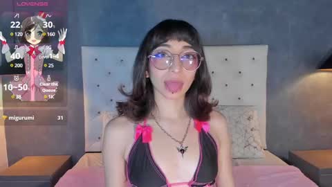 Snapshot of lexy_bluu chatting on February 19, 3:38 pm Lexy online show from February 19, 3:38 pm