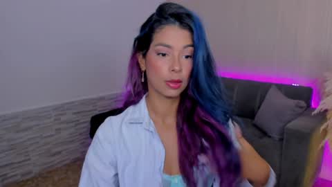 Snapshot of lexy_fox2 chatting on January 20, 3:59 am Lexy online show from January 20, 3:59 am