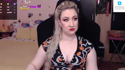 Lexy online show from December 11, 12:44 pm