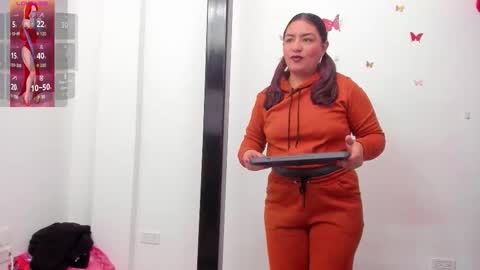 lexyy24_ online show from March 19, 12:20 pm