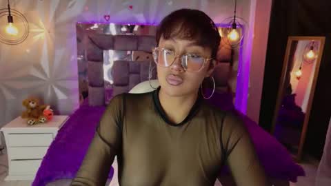 Leyla online show from February 18, 1:38 am