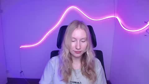 Snapshot of leylaice chatting on September 16, 5:15 am Leyla online show from September 16, 5:15 am