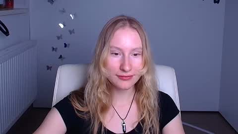 Snapshot of leylaice chatting on September 13, 5:21 pm Leyla online show from September 13, 5:21 pm