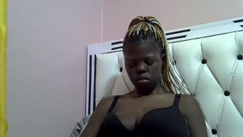 laylani69 online show from March 2, 8:03 pm