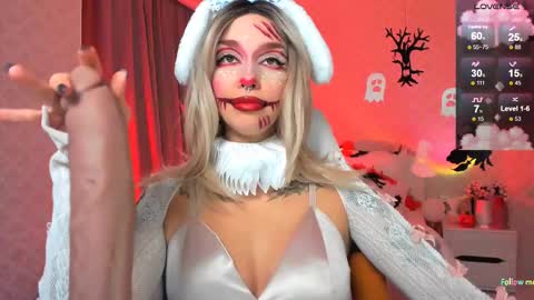 Snapshot of leylanoir chatting on October 28, 3:29 pm LEA online show from October 28, 3:29 pm