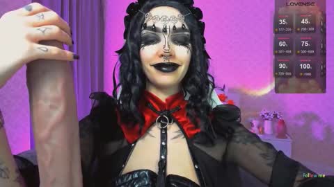 Snapshot of leylanoir chatting on October 18, 1:25 pm LEA online show from October 18, 1:25 pm