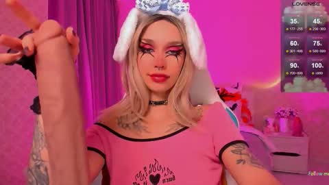 Snapshot of leylanoir chatting on October 21, 3:16 pm LEA online show from October 21, 3:16 pm