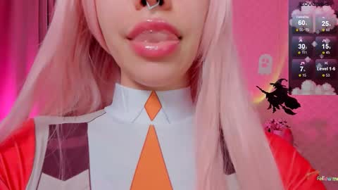 Snapshot of leylanoir chatting on October 30, 3:35 pm LEA online show from October 30, 3:35 pm