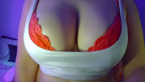 Snapshot of leysun7777 chatting on January 31, 6:35 am Leysun7 online show from January 31, 6:35 am