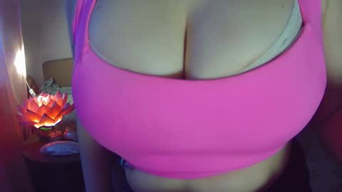 Snapshot of leysun7777 chatting on September 19, 3:49 am Leysun7 online show from September 19, 3:49 am