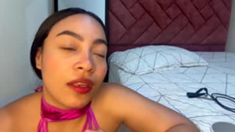 lezie_1 online show from December 19, 2:16 am