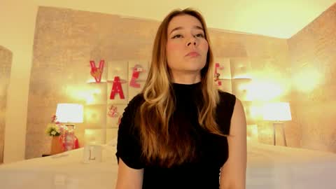 LEZY online show from February 15, 7:35 pm