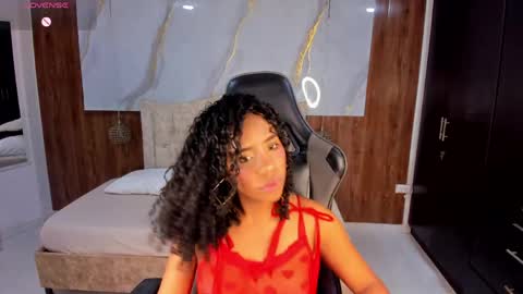 lia_16_ online show from April 11, 11:03 am