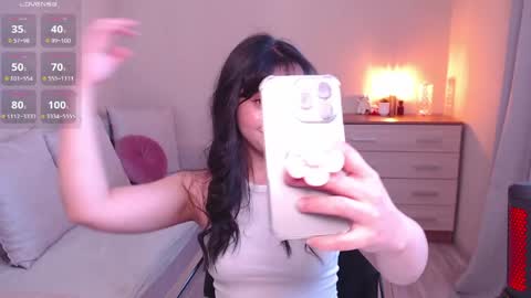 L I A online show from April 2, 12:13 pm