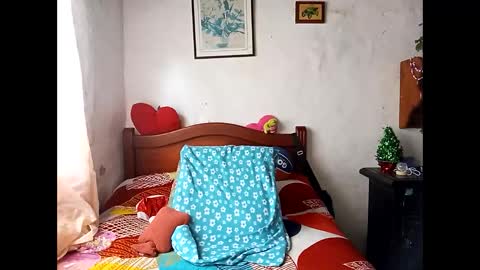 Lia online show from December 28, 3:04 pm