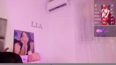 Lia Jhonson online show from October 18, 12:19 pm