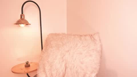 liaa online show from February 21, 4:57 am