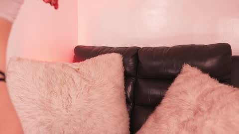 liaa online show from February 25, 11:36 pm